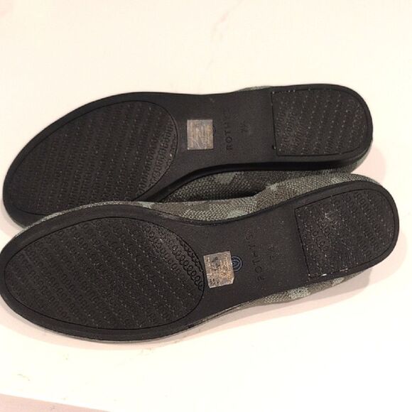 Rothy's The Loafer Olive Camo Slip On Flats Size 7.5 - Picture 6 of 10